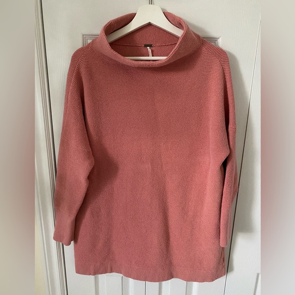 Free People Ottoman Slouchy Tunic in Pink Sun Sand Colour Size Medium - Picture 4 of 16